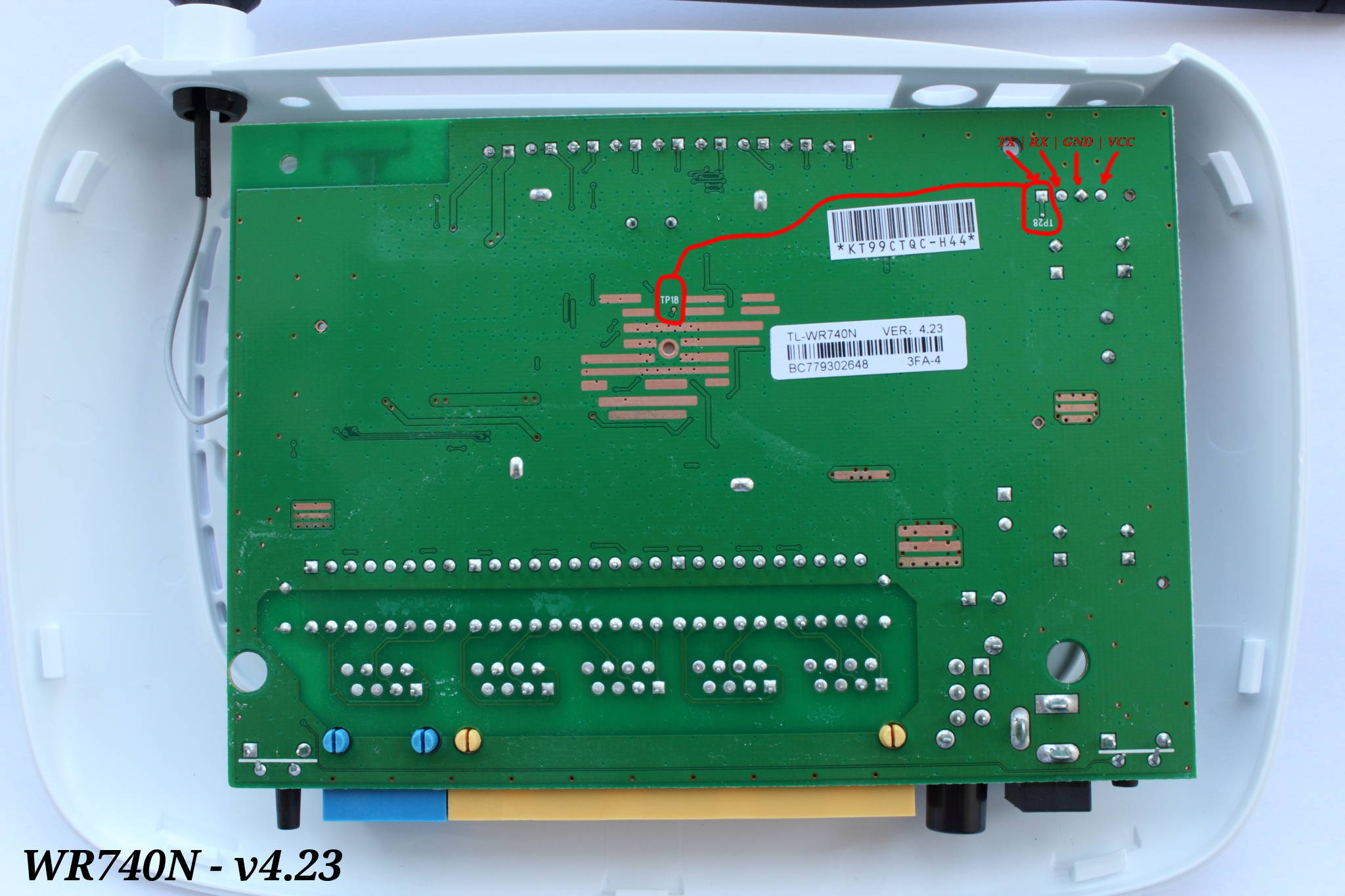 tl-wr740n-v423-board-downside-uart.jpg