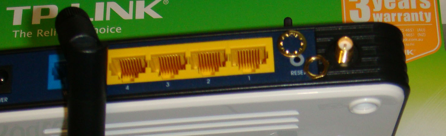 tl-wr741nd_04-aerial-unscrewed.jpg