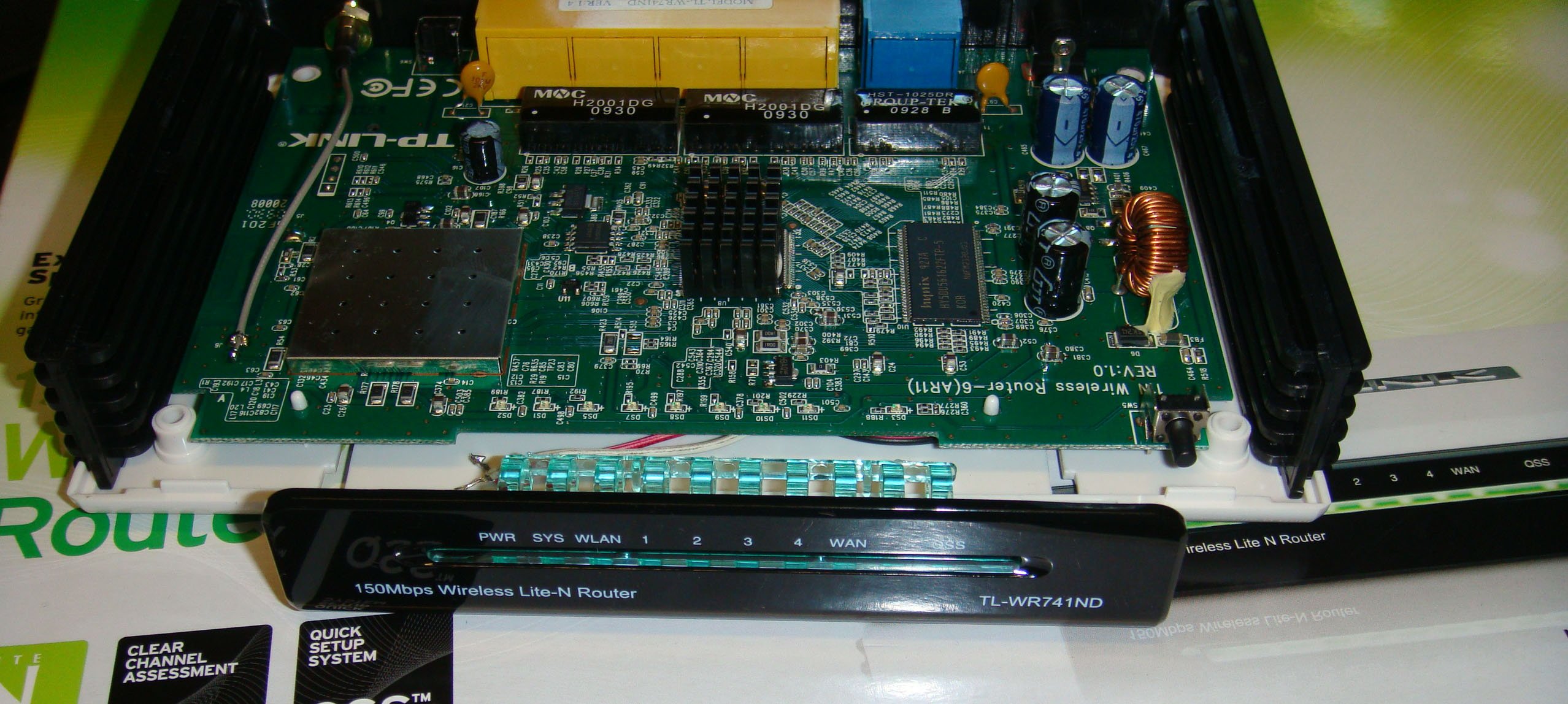 tl-wr741nd_08-board.jpg